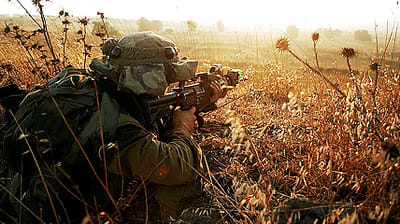 התעללות בגולני: אולצו להתקלח עם חומרי ניקוי לאסלות