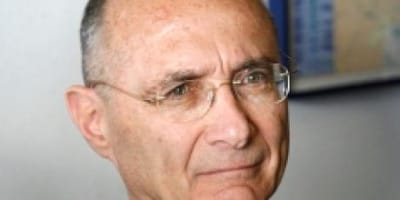 השר עוזי לנדא: להקפיא את המו"מ עם הפלסטינים
