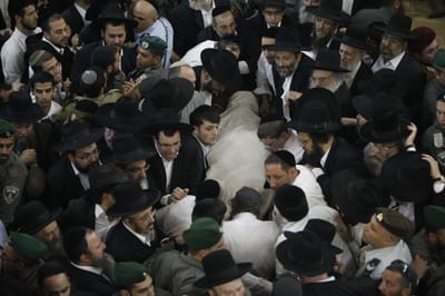 דרכו האחרונה: שידור ישיר מהלווית הראשון לציון הרב עובדיה יוסף זצ"ל