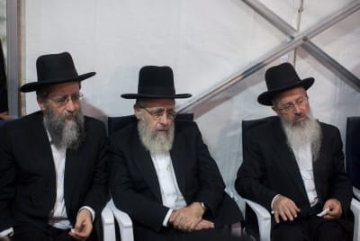 דעה: שימרו על כבודנו, אל תלכו לנחם עד שיתנצלו