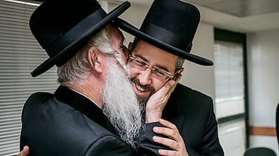 הרב הראשי הרב לאו יאפשר "היתר מכירה"