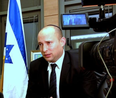 בנט בראיון נרחב: אין לי שום בעיה לשבת בממשלה עם חרדים
