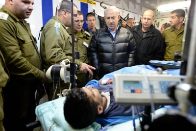 נתניהו ביקר פצועים סורים: "חשוב שהעולם יראה את התמונות"