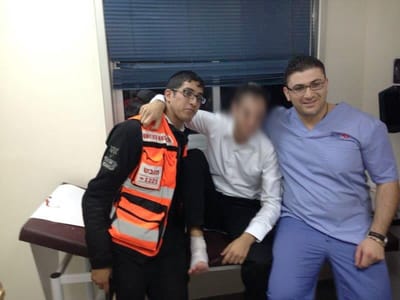 החתן נפצע משבירת הכוס – וחזר לרקוד בחתונתו