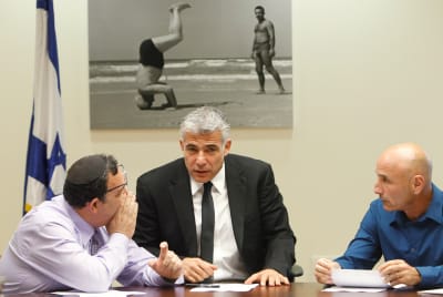 לפיד: למדתי כלכלה על חשבון האזרחים