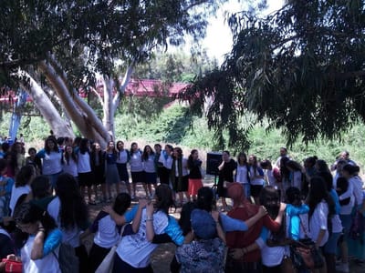 בנות חטיבת ביניים באולפנית נתניה בפעילות חוייתית