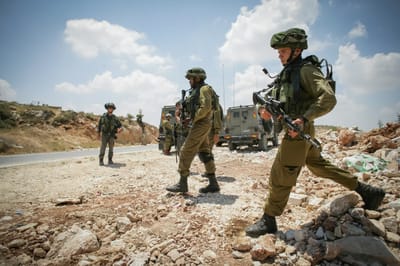 צפו: החיפושים אחר שלושת החטופים