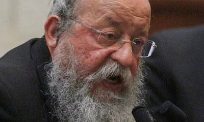"כל שנתיים מוקמת ועדה. שבענו מוועדות"