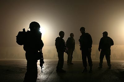 חיילים קראו לחסל מחבלים – ונשלחו לכלא