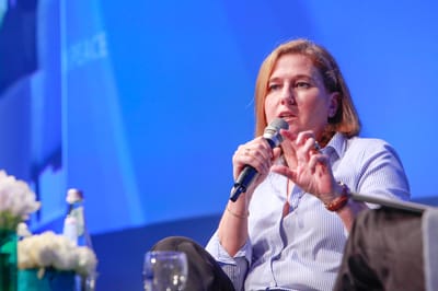 סטרוק: "לבני לא נותנת לעובדות לבלבל אותה"