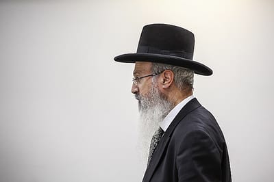 הרב אברהם יוסף יועמד לדין?