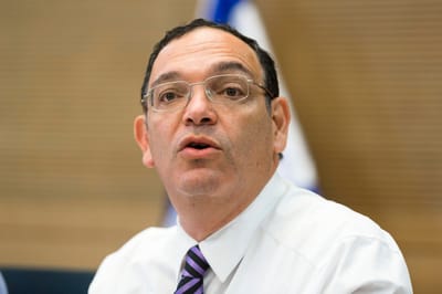 מי פלשה לביה"ס אחר? הישיבה של שר החינוך