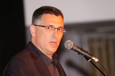 סער פונה שמאלה? לבטל את ההפרדה ומהר