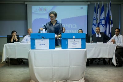 תיעוד: רגעי ההכרעה בבחירות לרבנות ירושלים