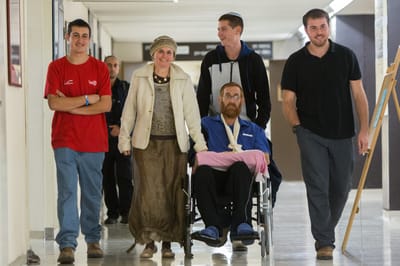 הולך הביתה: יהודה גליק השתחרר מבית החולים