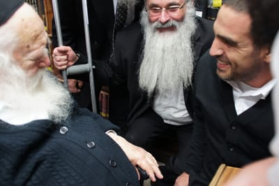 השוטר שנפצע בהר נוף נפגש עם הרב קנייבסקי