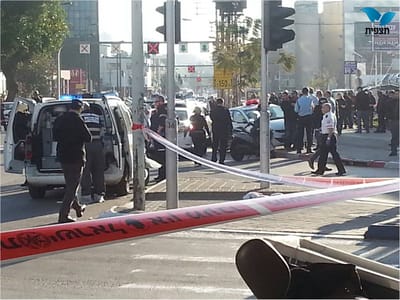 כעשרה פצועים בפיגוע דקירה בתל אביב