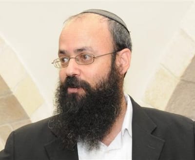 חבר הכנסת הלל הורוביץ נרגם באבנים בירושלים