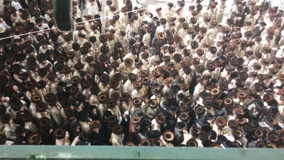 אלפים בלווית הבחור יצחק סאמט ז"ל. גלריה