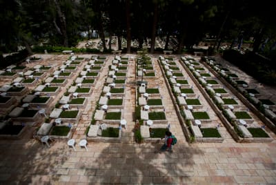 שמו של אבו – ח'דיר נוסף ללוח הזיכרון בהר הרצל