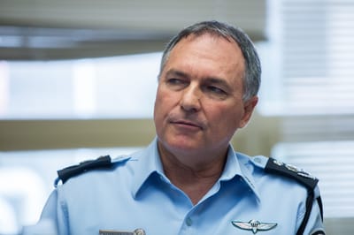 דנינו: לבחון מחדש את המדיניות כלפי הקנאביס