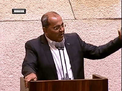 צפו: אחמד טיבי מתנצל בפני אורן חזן