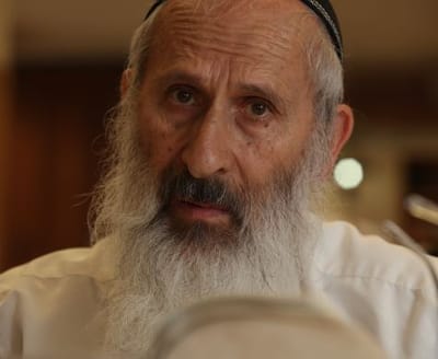 "מיעוט קטן בציונות הדתית מבזה את הרבנות"