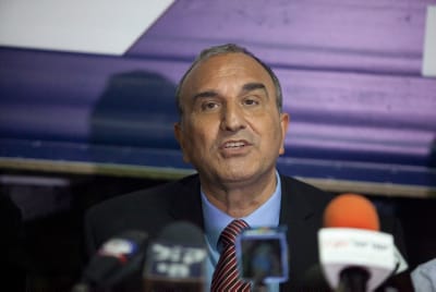 אלי כהן הודיע על פרישה; 'הבית היהודי' התפצלה