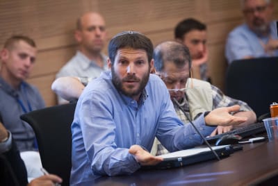 "מכרו את חיילי צה"ל כדי לתת כסף לסמוטריץ'"