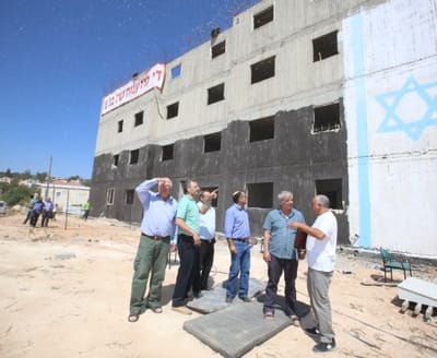 הלחץ עבד: ניתן אישור לבתי דריינוף בבית אל