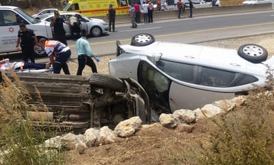 כביש 85: רכב לימוד נהיגה התהפך עם רכב נוסף