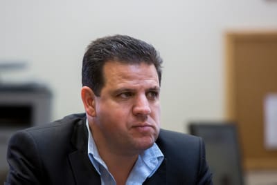 עודה לא רוצה את זועבי: 'בגלל היהודים היא בכנסת'