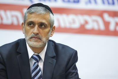 ישי: "איימו על אנשים שרצו לבוא לנחם אותי"