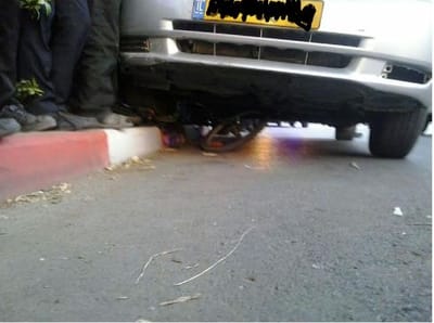 נס: ילד חרדי נגרר עם אופניו מתחת למכונית