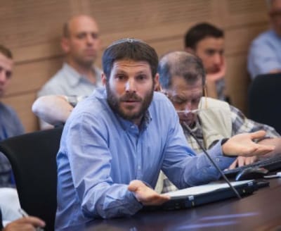 סמוטריץ' נמנע והקואליציה כמעט הפסידה