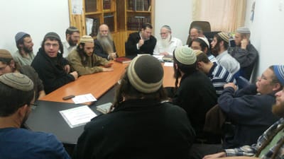 לאחר הפיגוע: תלמידי הישיבה קיבלו תעודות הוקרה