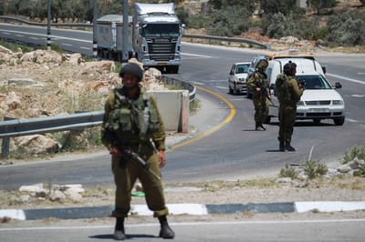 חשד: ערבים ניסו לחטוף חייל בצומת המוביל