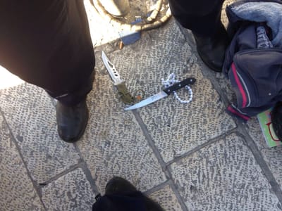 השוטרים הבחינו במחבלת מסתירה סכין ופעלו
