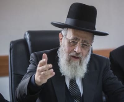 הרב יוסף במתקפה חריפה נגד "הרבנים ששתקו"
