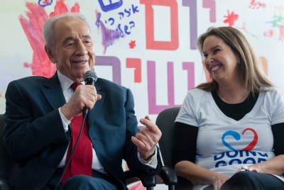 "יום המעשים הטובים – קשקוש יחצ"ני ותפל"