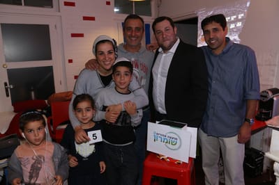 צפו:העולים זכו בקראוון בשומרון והחלו לרקוד