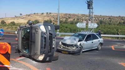 פיגוע תאונה: רכב ערבי התנגש ברכב צבאי