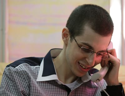 משוחרר מעסקת שליט נעצר בגין עיסוק בטרור