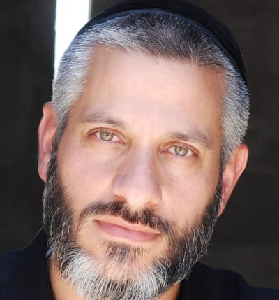 אמני ה'גולה': אביתר בנאי