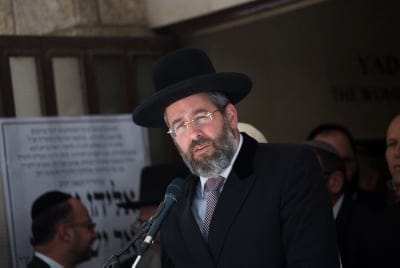 לפני שנה: הרב לאו שיבח את הרב שגיוריו נפסלו