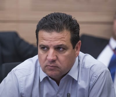 איימן עודה בהתבטאות שמסבכת את אבי גבאי