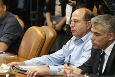 מספר 2 ב'יש עתיד'? לפיד אישר: מגעים עם יעלון