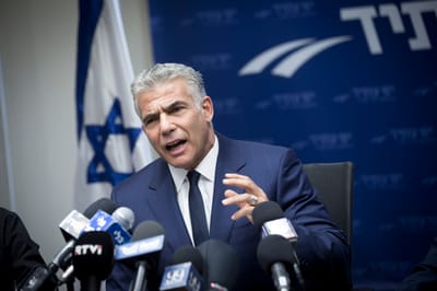 לפיד: "חוק ההסדרה לא ימנע את הפינוי"