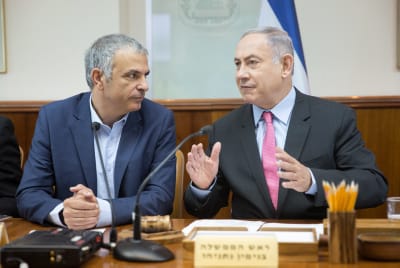 מביך: נתניהו התגאה בנתונים; כחלון עקץ
