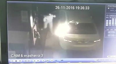 זהירות: החשמל הסטטי הצית את תחנת הדלק